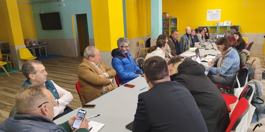 La FAMCP continúa avanzando en el proyecto europeo RETTURN, en un encuentro en Torvizcón con otras cinco federaciones de municipios